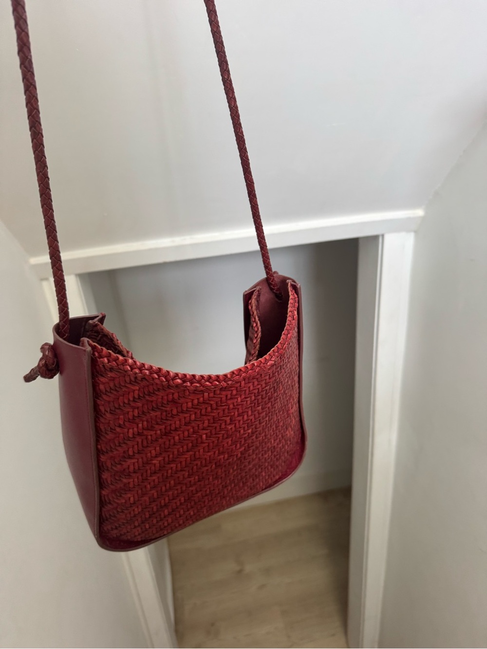 Dragon Diffusion RED leather shoulder bag - Picture 2 of 5